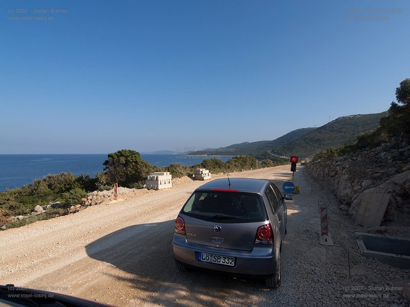 Ampel kurz hinter Nerezine