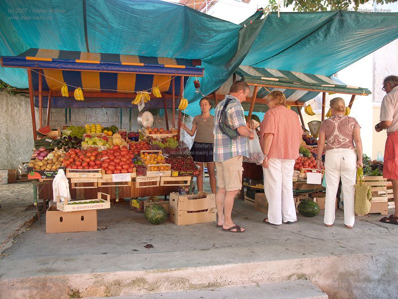 der neue Obstmarkt in Mali Losinj - ca. 50 m entfernt vom alten Markt